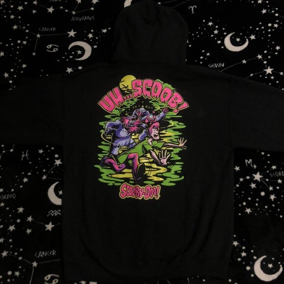 Scooby Doo Graphic Hoodie - Picture 1 of 6
